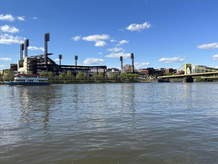 Sweeping Stadium Views Wonderfully Located 24-7 Parking Gym Lounge Pittsburgh Buitenkant foto