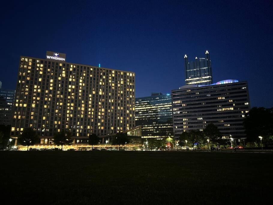 Sweeping Stadium Views Wonderfully Located 24-7 Parking Gym Lounge Pittsburgh Buitenkant foto